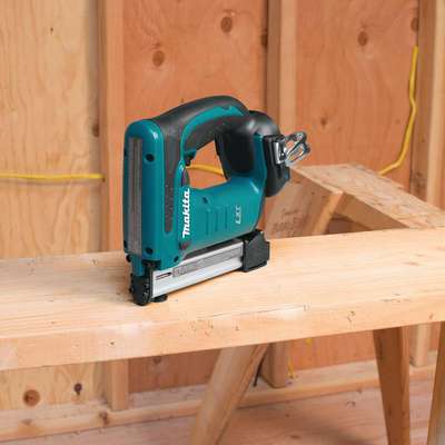 Makita XTS01Z Cordless Stapler, V 18 Li-Ion Imperial Supplies
